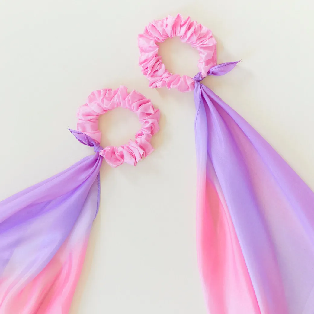 Blossom Wrist Streamers